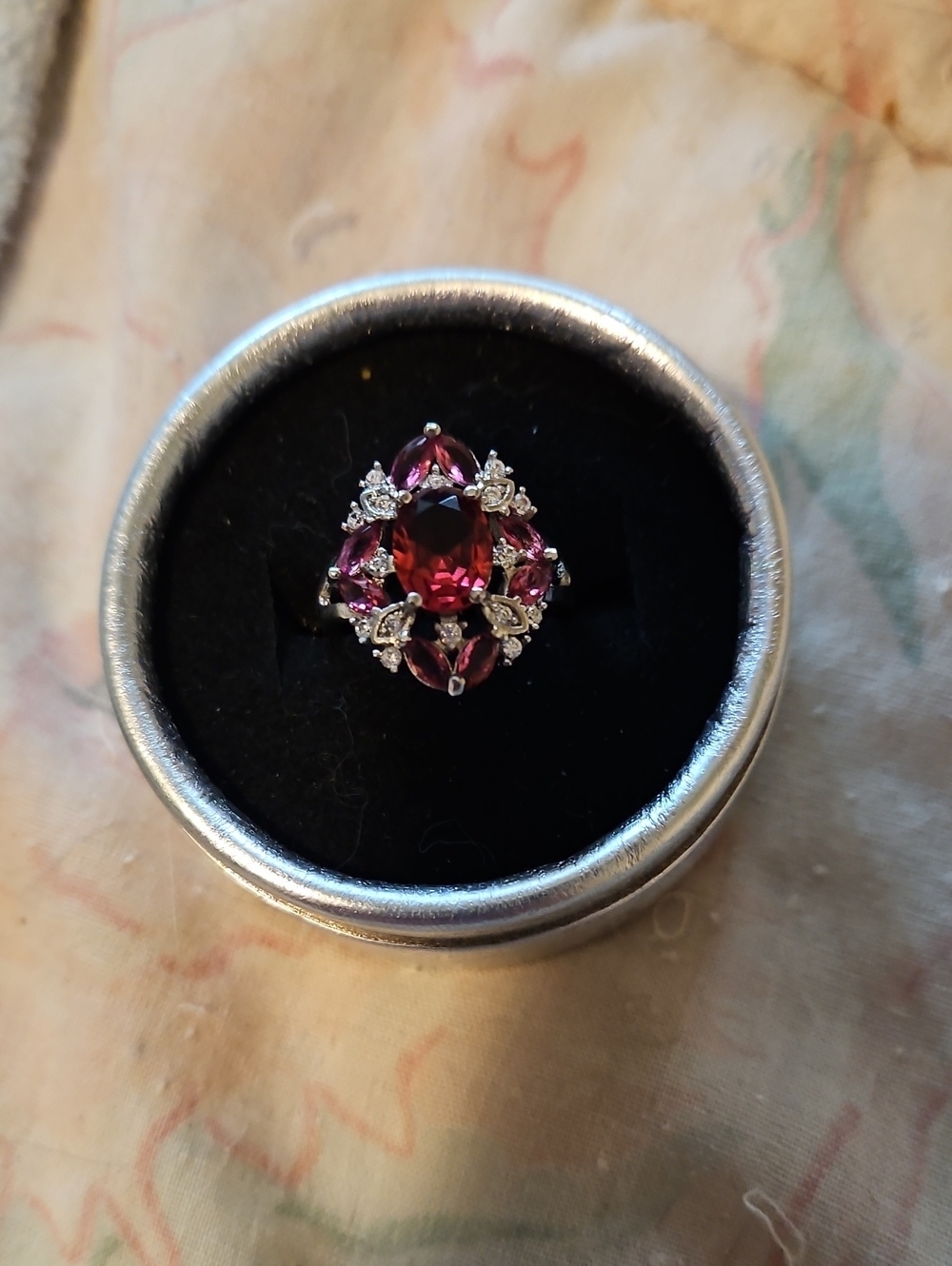 BRAND NEW ** Elegant Pink Garnet-Style Cluster .925 Ring